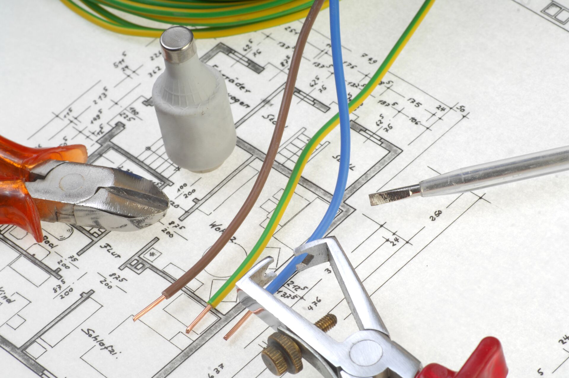Referenzen für Kraftwerkanlagenbau und allgemeine Elektroarbeiten in Cottbus, Peitz, Lübben Referenzen für Kraftwerkanlagenbau und allgemeine Elektroarbeiten in Cottbus, Peitz, Lübben